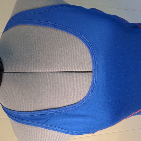 Mountain Hardware Racer Back Tank - Women's Medium - Blue - Picture 2 of 8